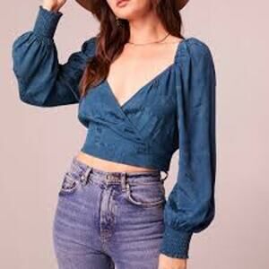 Band of the Free Deep Teal Floral Faux Wrap Long Sleeve Crop Top Size L NWT